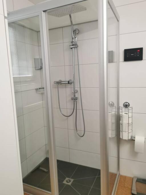 שפיץ Neb-Thun Einigen, Wohnung Am See מראה חיצוני תמונה